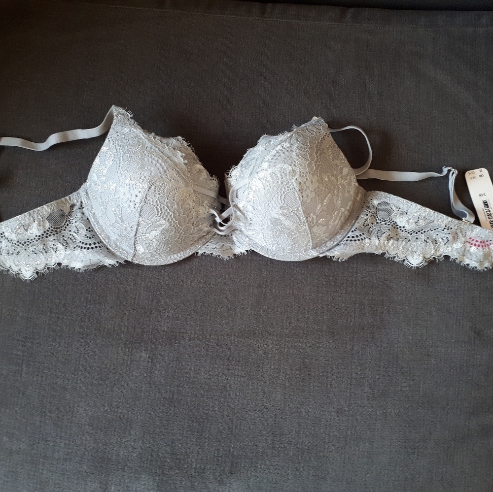 34B BNWT LaSenza Bra